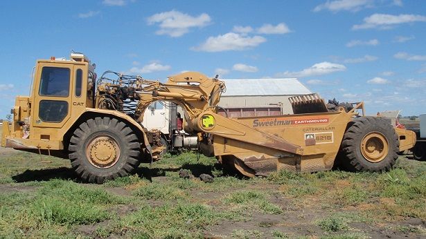 Caterpillar 621G x 2 Scrapers Earth-moving Equipment for sale Qld