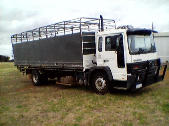 Volvo FL6 Intercooled 23Ft 6 Inch Cattle Truck for sale WA