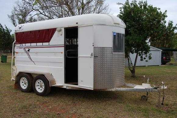 Horse Transport for sale QLD Cattle Crate and PBL 3 Angle Horse Float