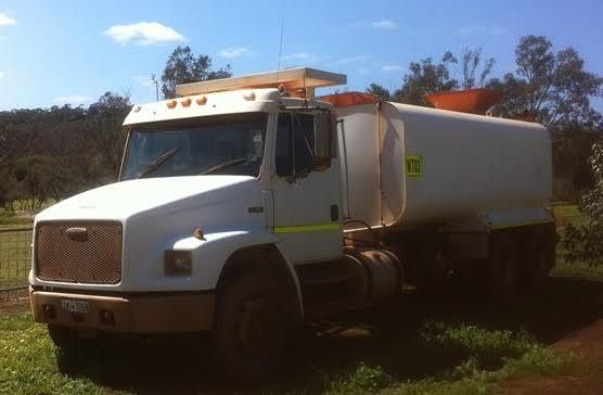 2001 Freightliner FL80 Truck for sale WA