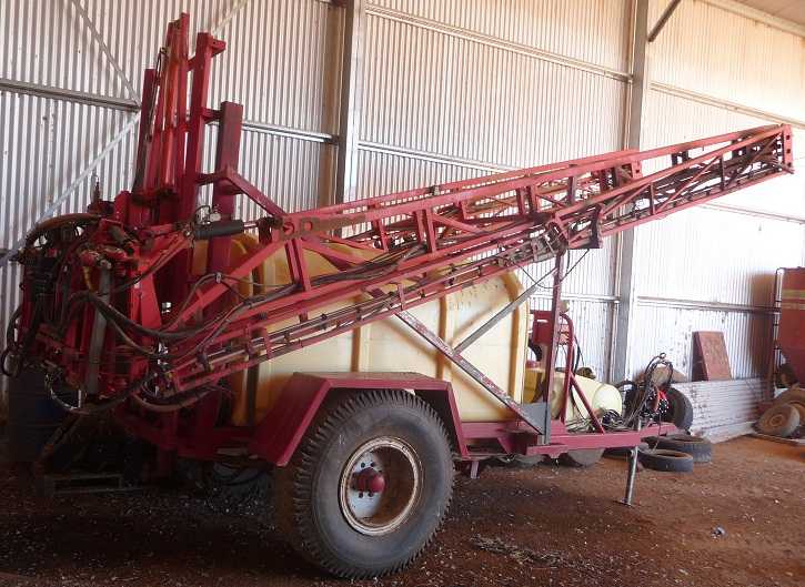  4200 L Boomspray Farm Machinery for sale Mid North SA