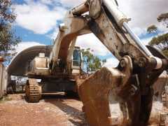 Liebherr Excavator R984B