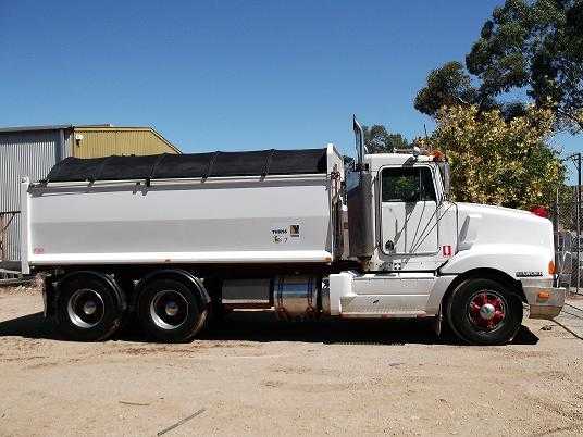 Truck for sale SA T440 Kenworth Tandem Truck &amp; Gorski Dog Trailer