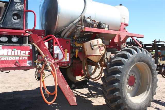 Farm Machinery for sale WA BOOMSPRAY MILLER Condor Mingenew Western Aust