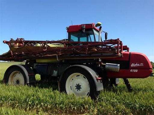 Hardi Commander 5000 Ltr &amp; Hardi Alpha 4000 Ltr Boomsprays for sale SA