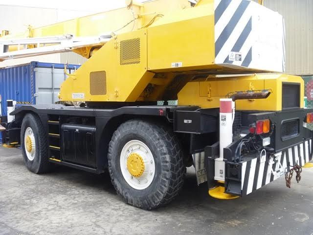 Kato KR 20H 111 2001 20T Crane Plant &amp; Equipment for sale QLD 