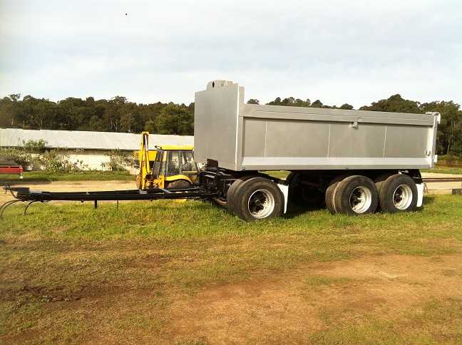 Tri-Axle Super Dog Trailer for sale NSW in Werombi