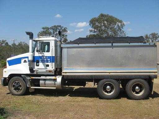 2003 Mack Trident 12.10 Ton Tipper Truck for sale Qld 