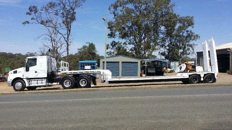 2001 Iveco Powerstar Prime Mover Truck &amp; Low Loader Trailer for sale NSW 