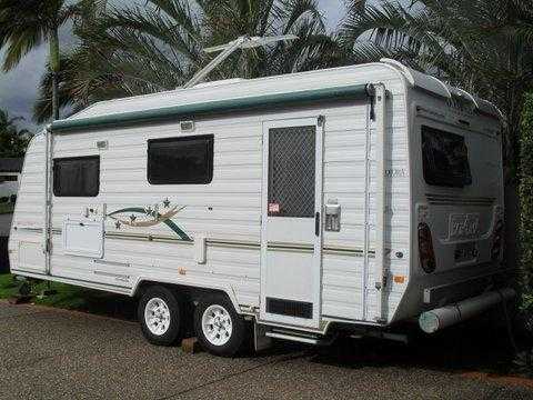 Caravan for sale QLD Boroma Di Lusso Caravan