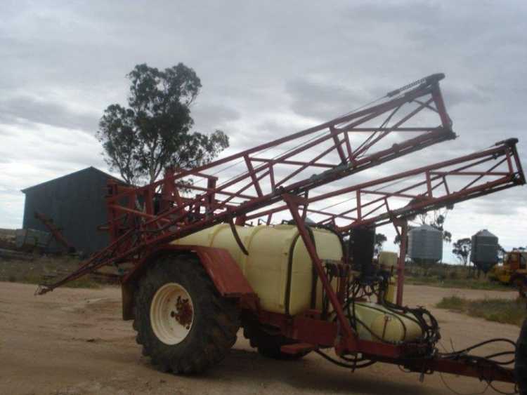Hardi 4228 Boomspray farm machinery for sale SA Kielpa