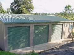 enclosed_triple_garage_and_workshop.jpg