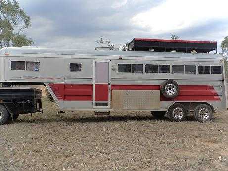 Diamond T Angle Load 4 Horse Gooseneck Trailer Horse Transport for sale QLD Taroom