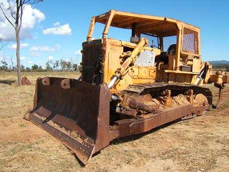 Komatsu D85-12 Dozer Earthmoving Equipment for sale QLD Rockhampton