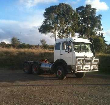 Truck for sale SA Mercedes Benz 2232 Truck