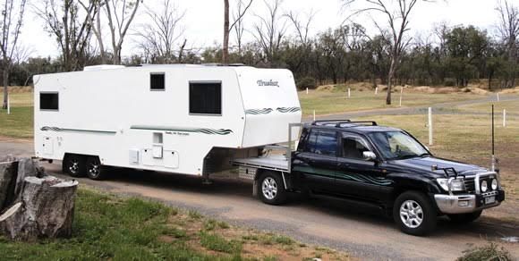 2010 Truelux Fifth Wheeler Caravan for sale Vic