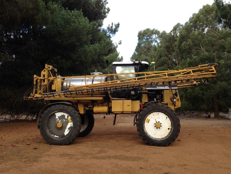 Boomspray Rogator 854 Farm Machinery for sale WA