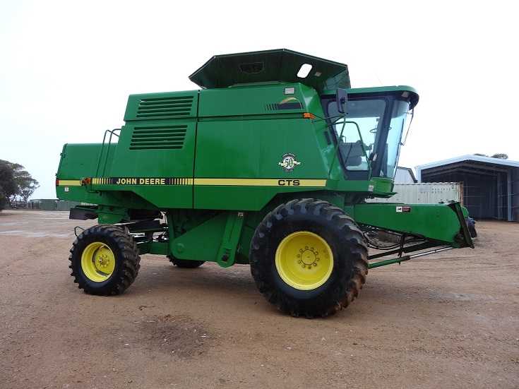 John Deere CTS Header Farm Machinery for sale SA Crystal Brook