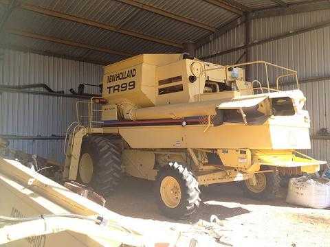 New Holland TR 99 Header Farm Machinery for sale WA Esperance