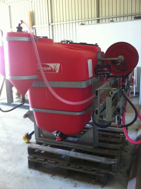 Farm King Auger, Silvan 3PL 800L Sprayer Farm Machinery for sale WA Albany