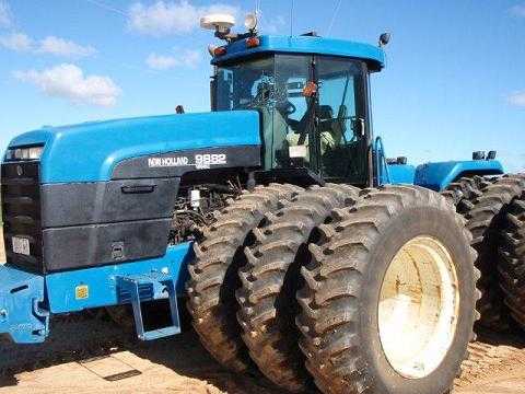 Farm Machinery for sale WA Gason Box, JD Hoe Drill Bar NH 9882 Tractor