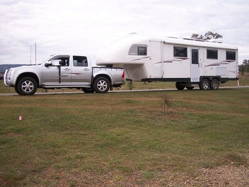 29 Foot Macquarie Travelhome 5th Wheeler Van for sale Vic