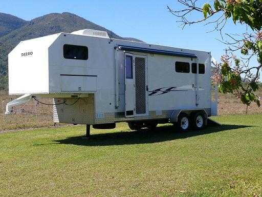 Horse Transport for sale QLD Dazro 24foot 3 Horse Gooseneck Trailer