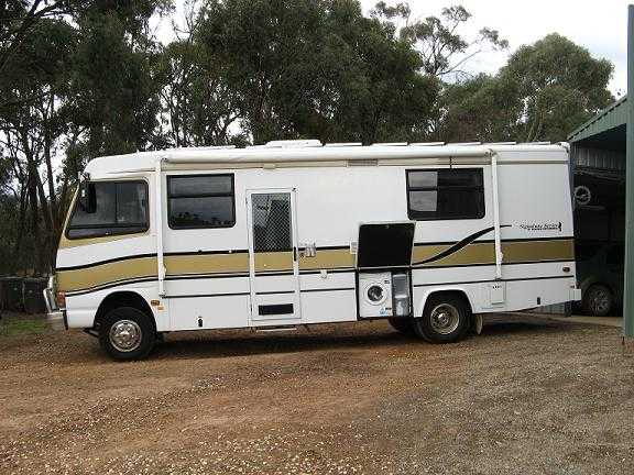 Motorhome for sale VIC Swagman Signature Series 25 Motorhome