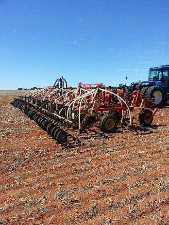 Farm Machinery for sale WA Bourgault 8800 Bar