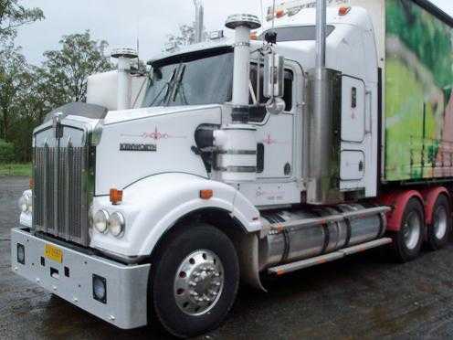 Truck for sale QLD Kenworth T408SAR Prime Mover Haulmark Taultliner Trailer