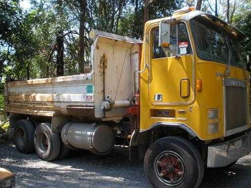 Truck for sale QLD Mack MIR 9m Tipper Truck