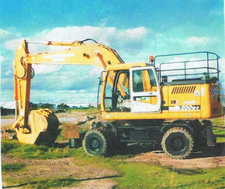 Hyundai 200W-7 Excavator for sale Vic Drouin Victoria 