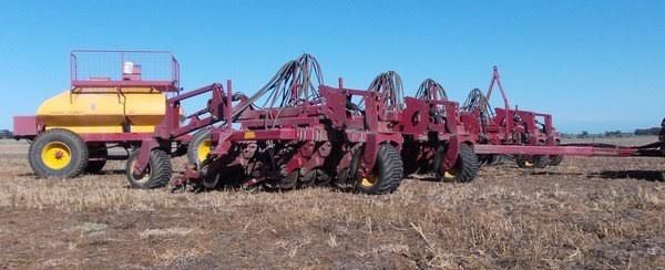 Daybreak Disc Seeder Farm Machinery for sale WA