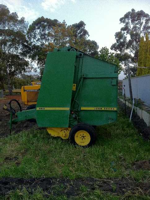 John Deere 550 Round Belt Baler Farm Machinery for sale WA South West