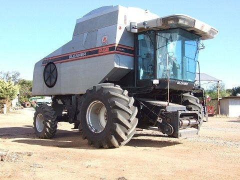 1995 R62 Gleaner Header Farm Machinery for sale SA Snowtown