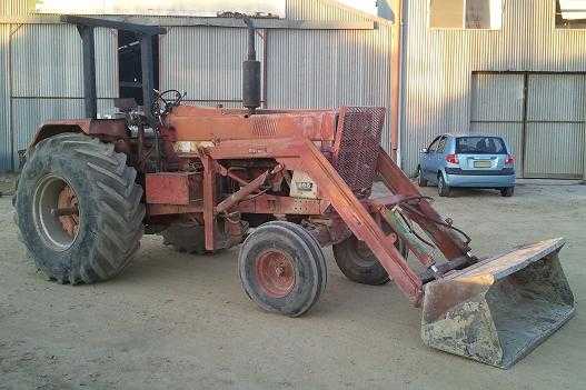 Tractors for sale NSW International 696 Tractor and 10 tonne Overhead Crane