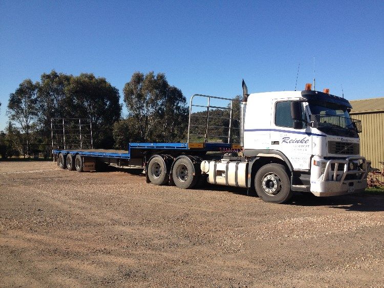 Tri-axle 45ft Drop Deck Semi Trailer for sale SA 