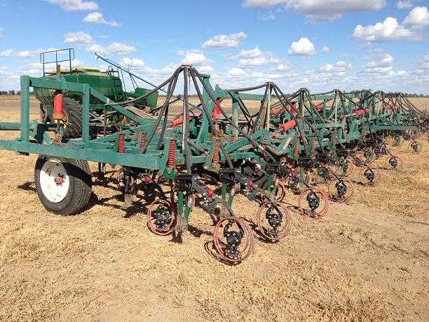 Farm Machinery for sale NSW 64 foot Symonds Planter Bar