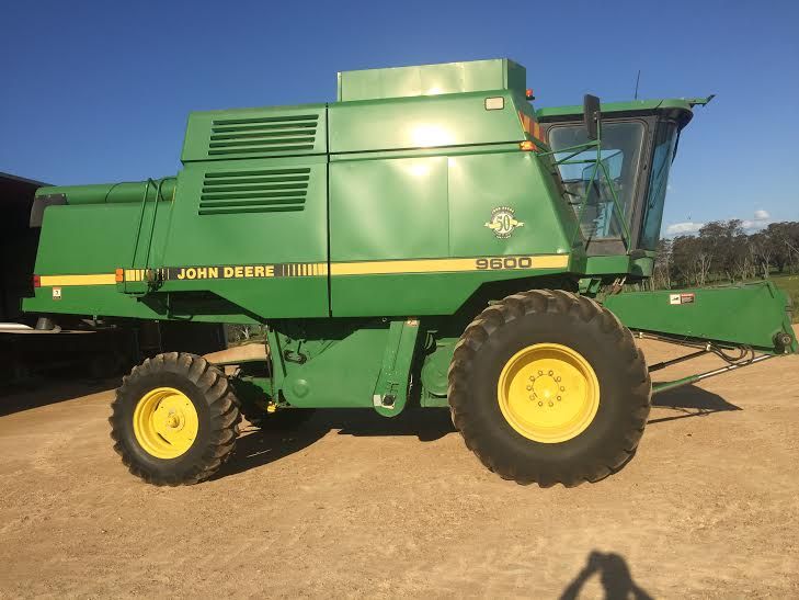 1997 john Deere 9600 Header 30 ft Tin Front and Bat Reel Machinery for sale