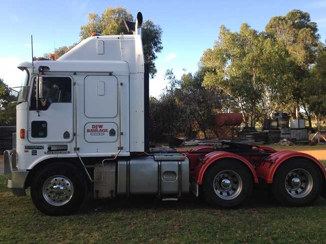 2003 Kenworth K104 Truck sales WA