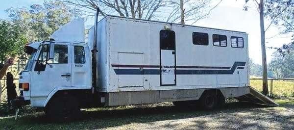 Horse Truck 1989 Isuzu FSR 6 Horse Truck Transport for sale NSW 